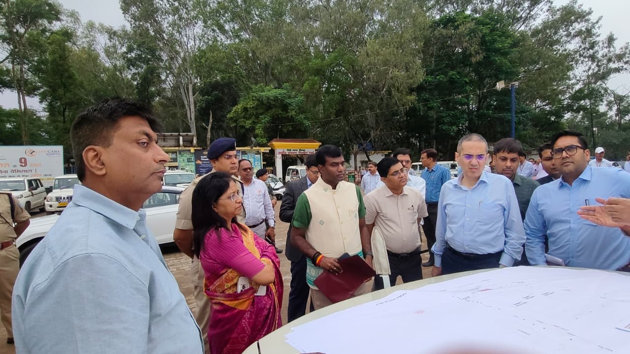 25वां झारखंड राज्य स्थापना दिवस: कार्यक्रम की  तैयारियां जोरों पर, गृह सचिव ने लिया जायजा