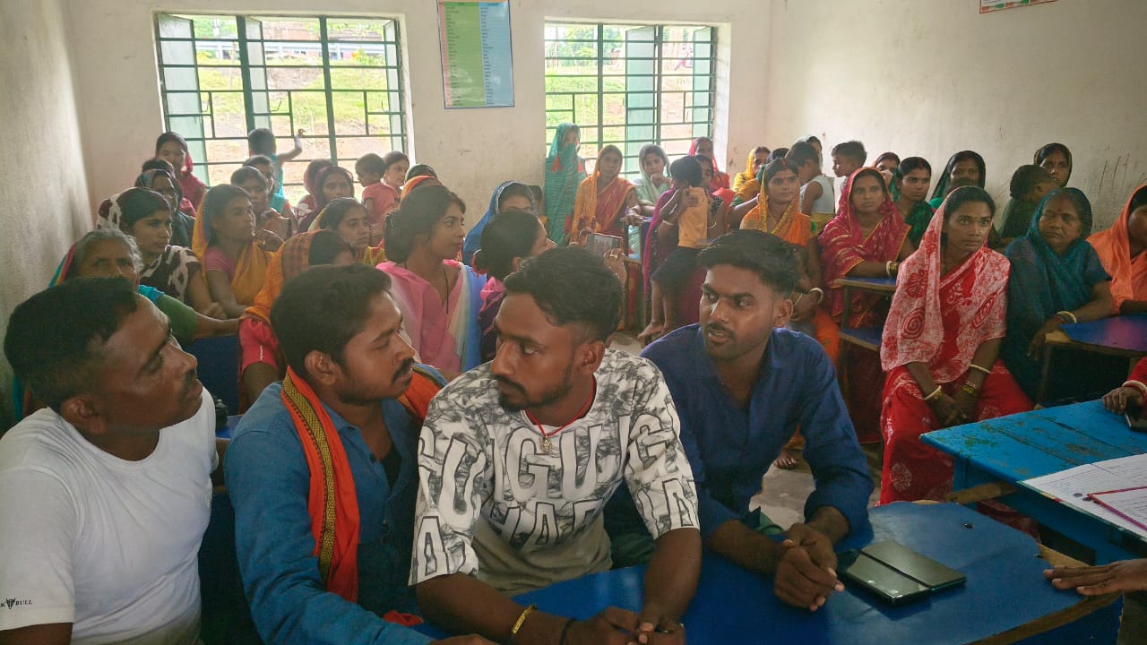 प्राथमिक विद्यालय घाट सेलमपुर में हुआ विद्यालय प्रबंधन समिति का पुनर्गठन