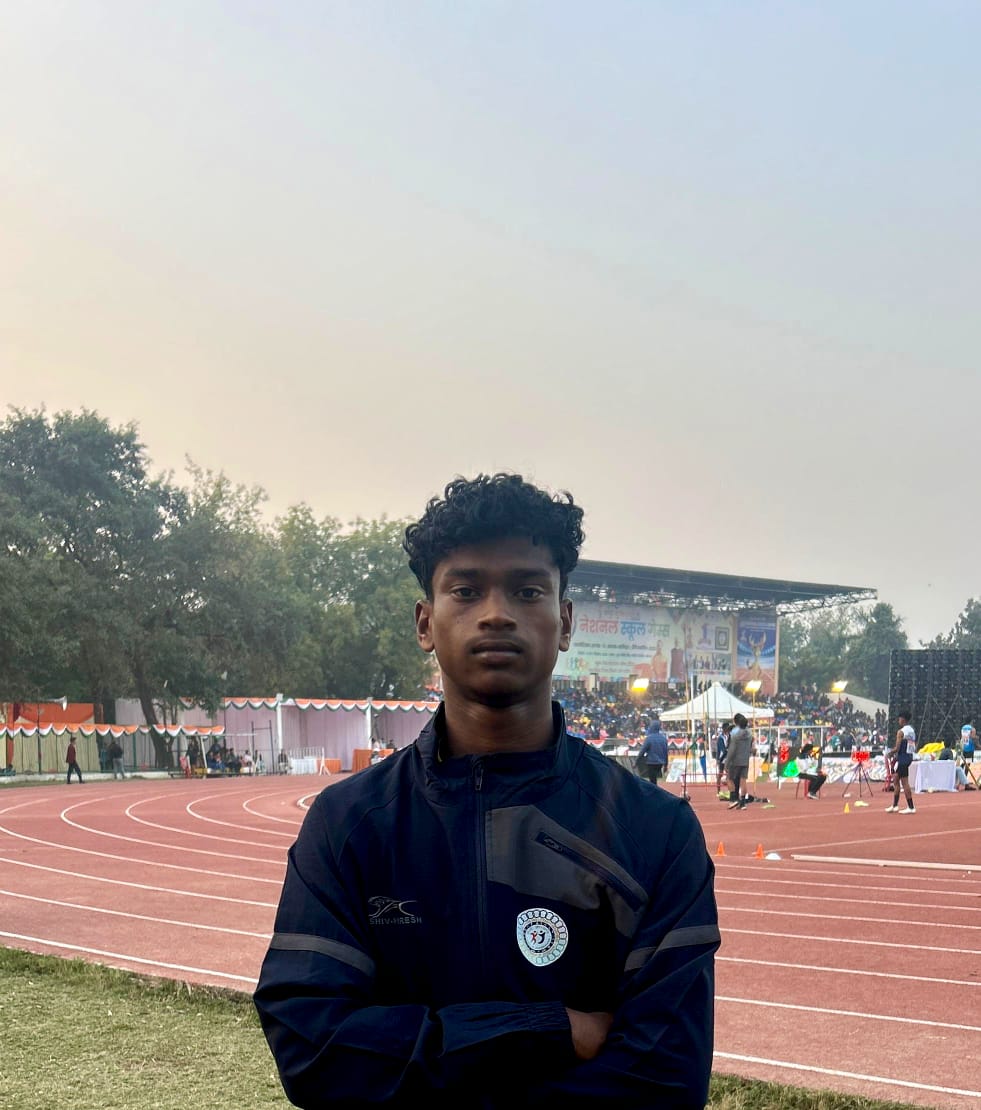 नेशनल स्कूल गेम्स एथलेटिक्स अंडर 17, लखनऊ में  एमानुएल किस्कू 110 मीटर हर्डल्स के अंतिम 08 (फाइनल) में पहुंचे