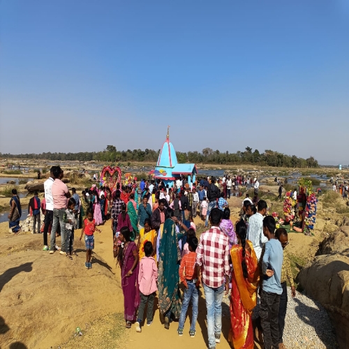 घुरती सती घाट मेला में उमड़ा उत्साह, सांस्कृतिक कार्यक्रमों से सजा महातीर्थ स्थल