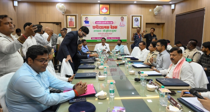 श्रावणी मेला 2026.मंत्री सुदिव्य कुमार ने की उच्चस्तरीय समीक्षा बैठक कहा VIP दर्शन पर पूरी तरह रोक, AI तकनीक से होगी निगरानी