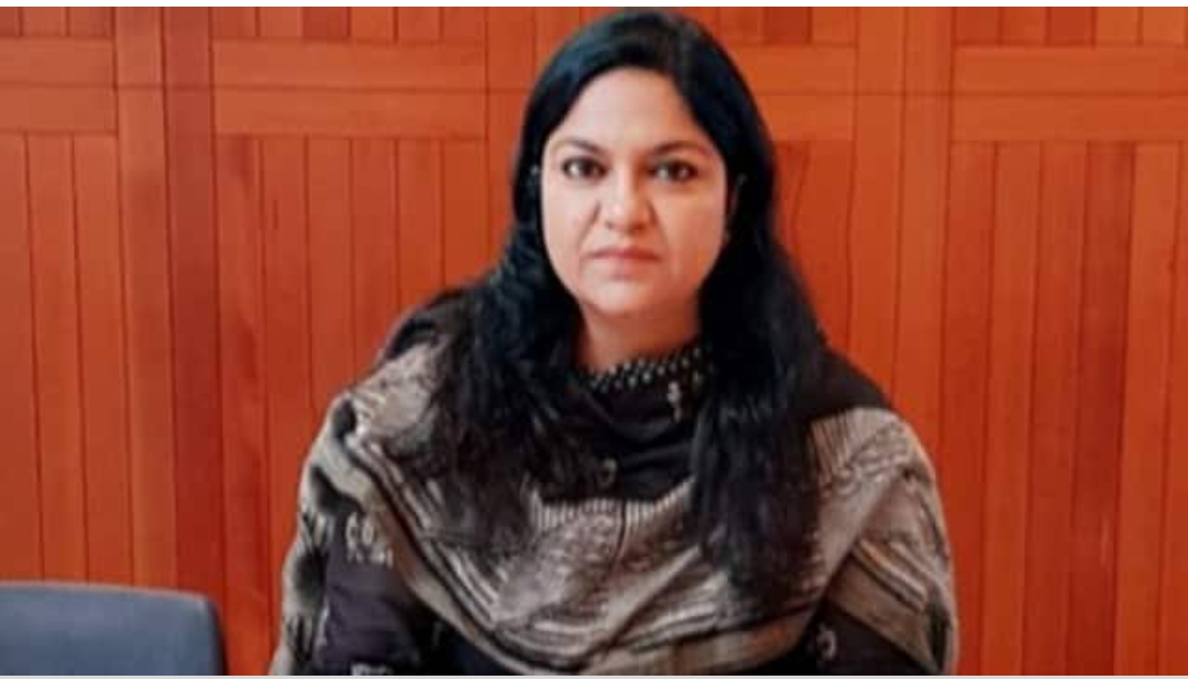 राज्य सरकार ने किया आईएएस अधिकारी पूजा सिंघल को निलंबित
