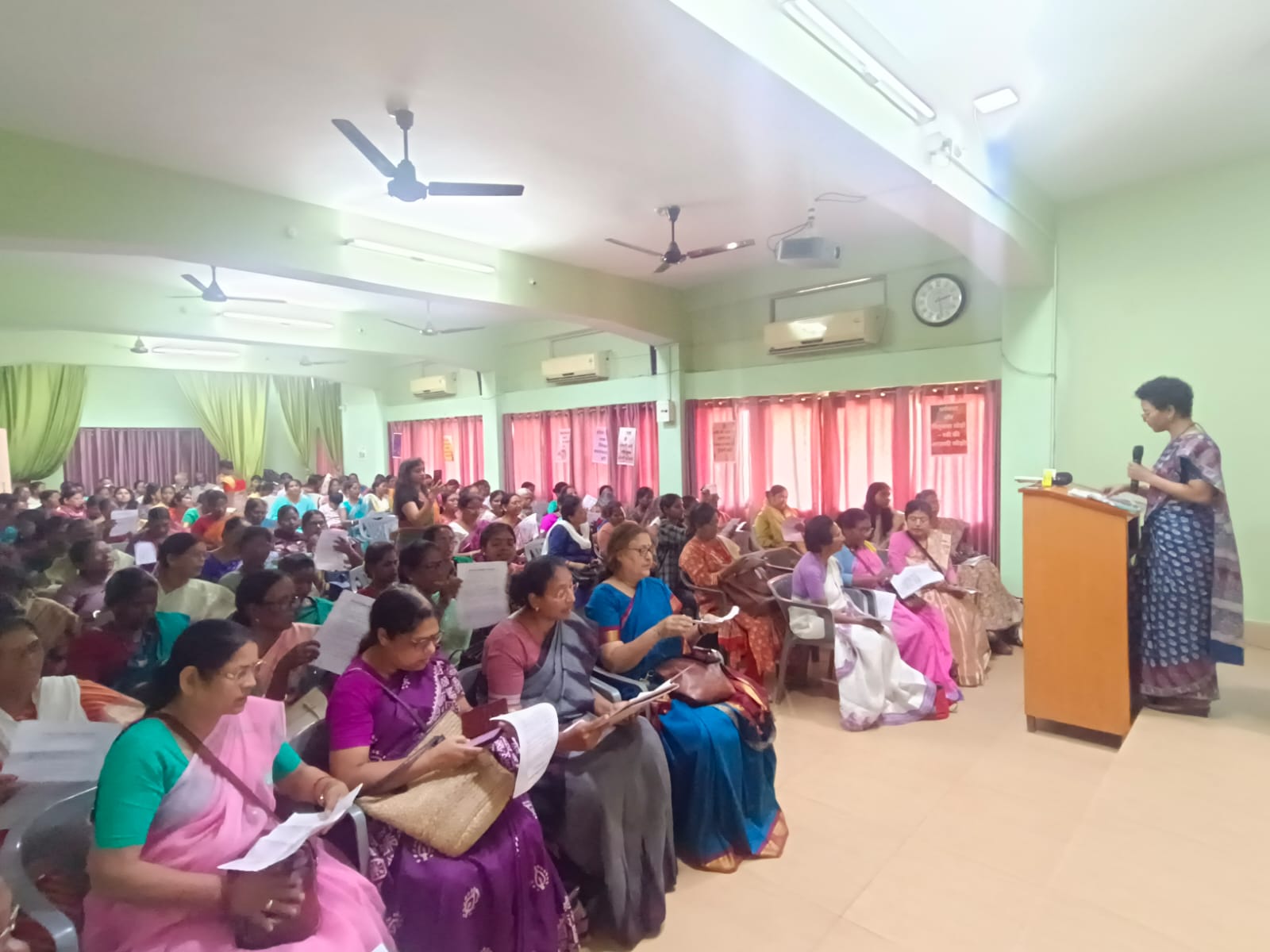 धर्मसत्ता और पितृसत्ता के विरुद्ध महिलाओं ने दिया आव्हान