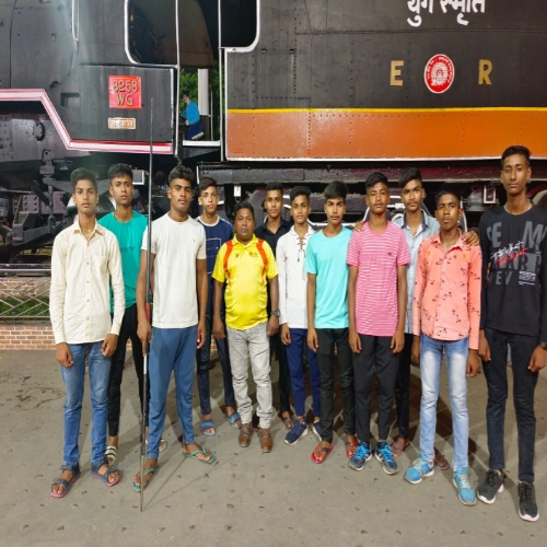 राज्य स्तरीय जूनियर एथलेटिक्स के लिए जिला जूनियर एथलेटिक्स टीम रामगढ़ रवाना