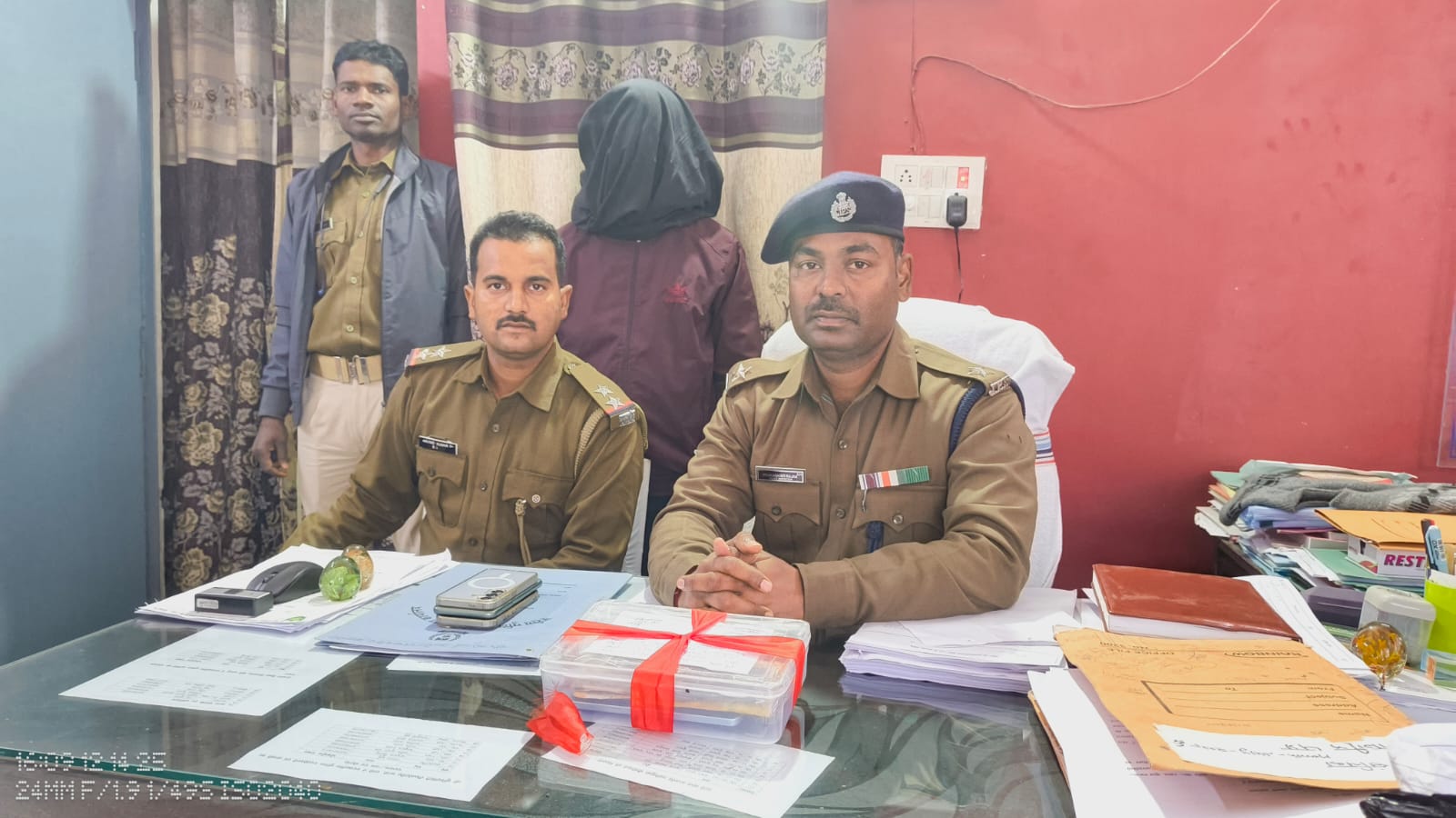 ब्राउन शुगर तस्करी करते एक व्यक्ति गिरफ्तार, 33 पुड़िया ब्राउन शुगर बरामद 