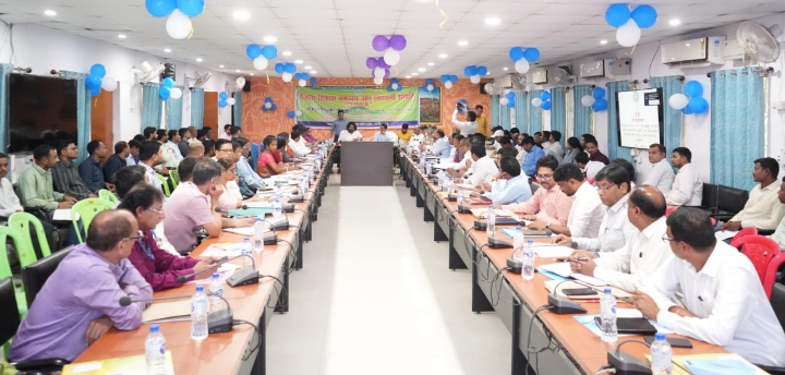  DISHA समिति की बैठक संपन्न, विकास  योजनाओं की विस्तृत समीक्षा, स्वास्थ्य, जल आपूर्ति, सोलर लाइट एवं अतिक्रमण जैसे मुद्दों पर जनप्रतिनिधियों ने रखी समस्याएं, त्वरित समाधान के निर्देश