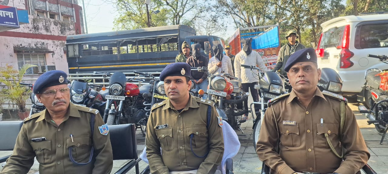 नशा करने के लिए बाइक चोरी का काम, पुलिस ने किया युवक गिरफ़्तार,8 चोरी की बाइक बरामद 