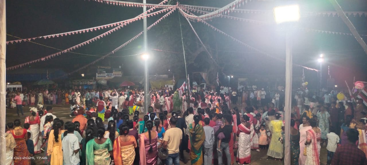 बोड़ेया चौक पर अवस्थित सोहराई जतरा का धूमधाम से आयोजन 