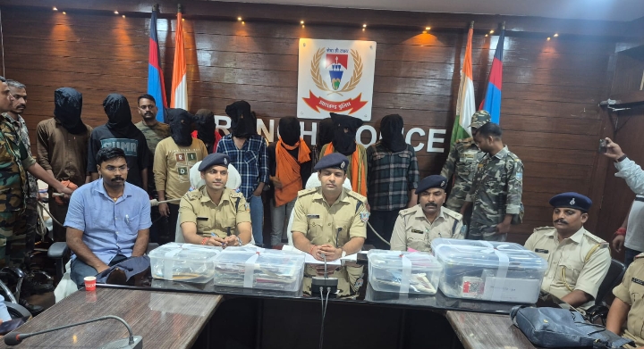 राँची में लोन देने के नाम पर साइबर ठगी गिरोह का पर्दाफाश, 10 आरोपी गिरफ्तार; 7.98 लाख रुपये नकद बरामद