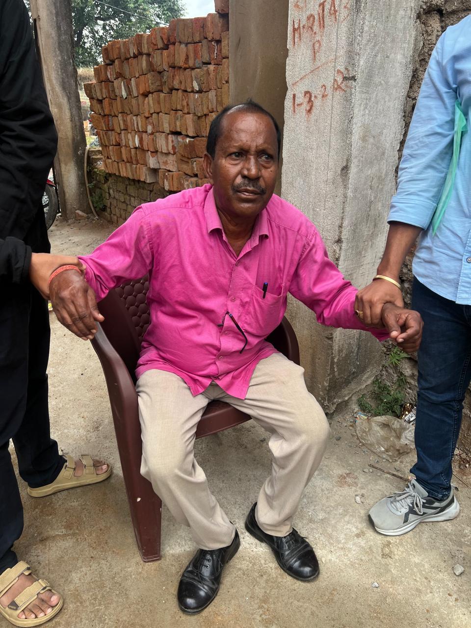 हजारीबाग में पंचायत सचिव 9 हजार रुपये रिश्वत लेते गिरफ्तार