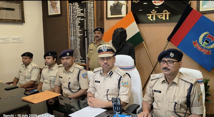 चैन छीनतई मामला.एक युवक गिरफ्तार