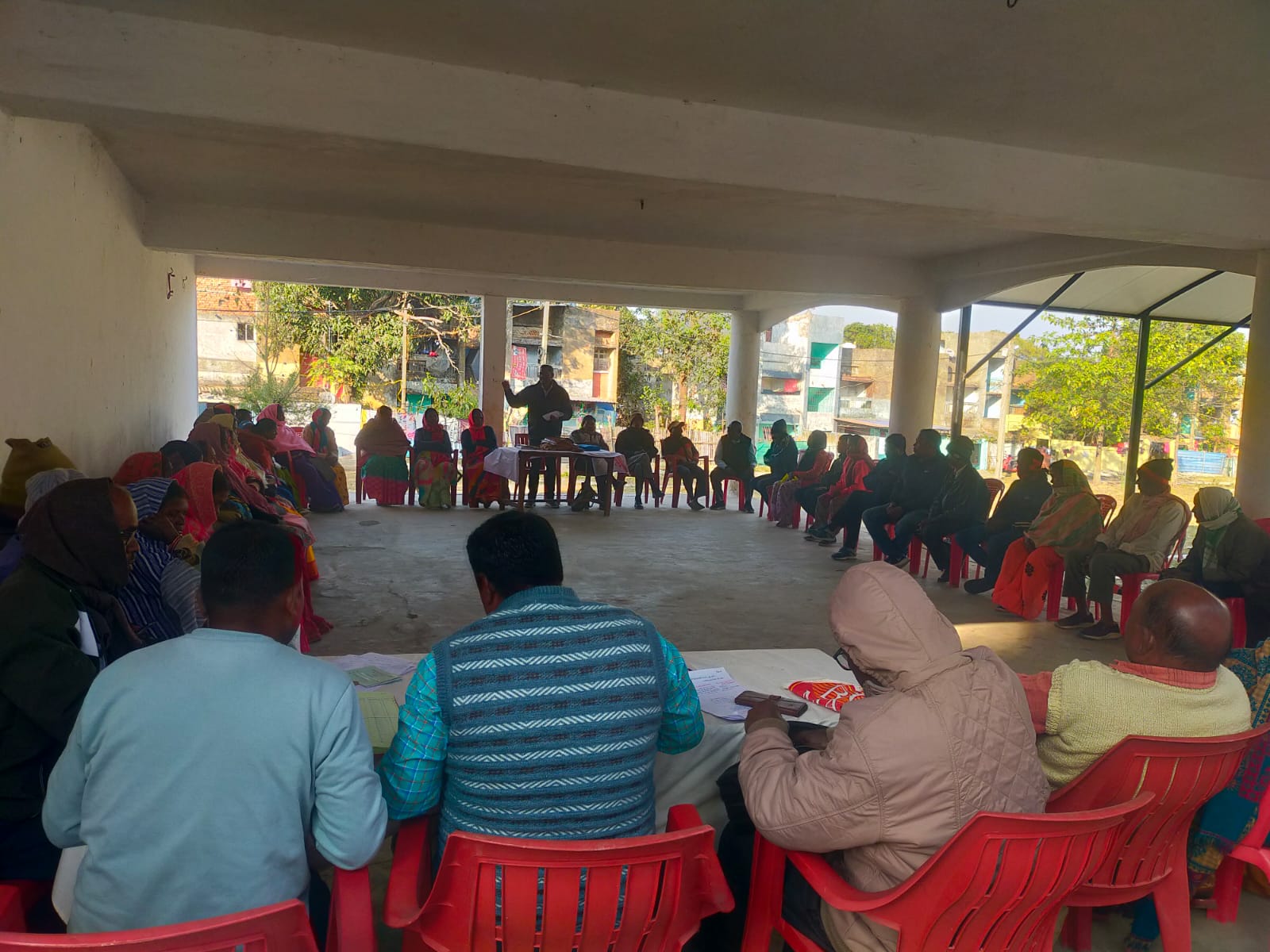 सरना विकास समिति की बैठक,पेसा कानून  धर्मांतरण, सामाजिक प्रथगत जमीनों और डीलिस्टिंग जैसे मुद्दों पर चर्चाएं 