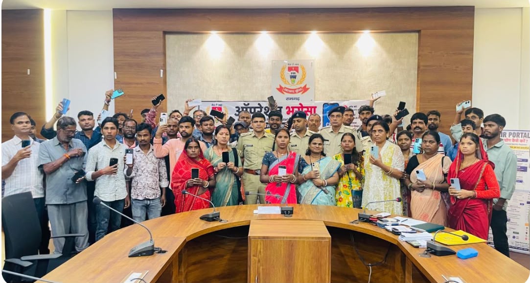 झारखंड राज्य में CEIR पोर्टल के माध्यम से 1,114 मोबाइल फोन उनके वास्तविक धारकों को वापस किए गए