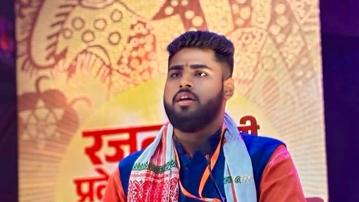 छात्रवृत्ति दो वरना झारखंड में सड़कों पर ज्वालामुखी फूटेगा - इंद्रजीत