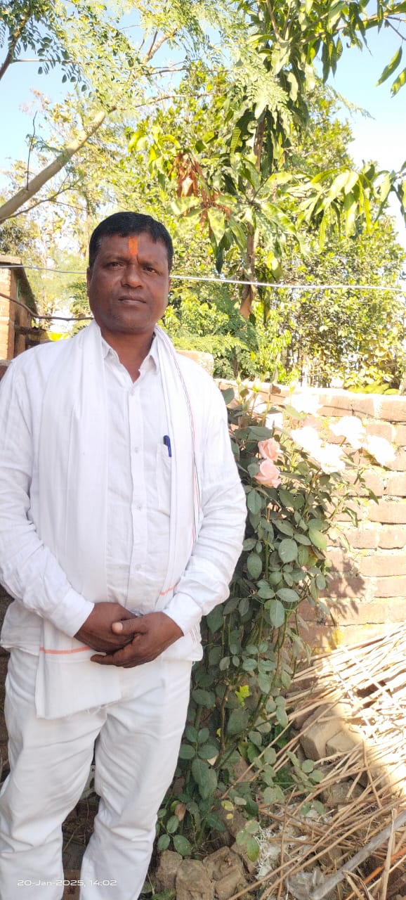दुर्गा पंडाल में ईसाई धार्मिक चित्र हिंदुओं पर कुठाराघात - सोमा उरांव 