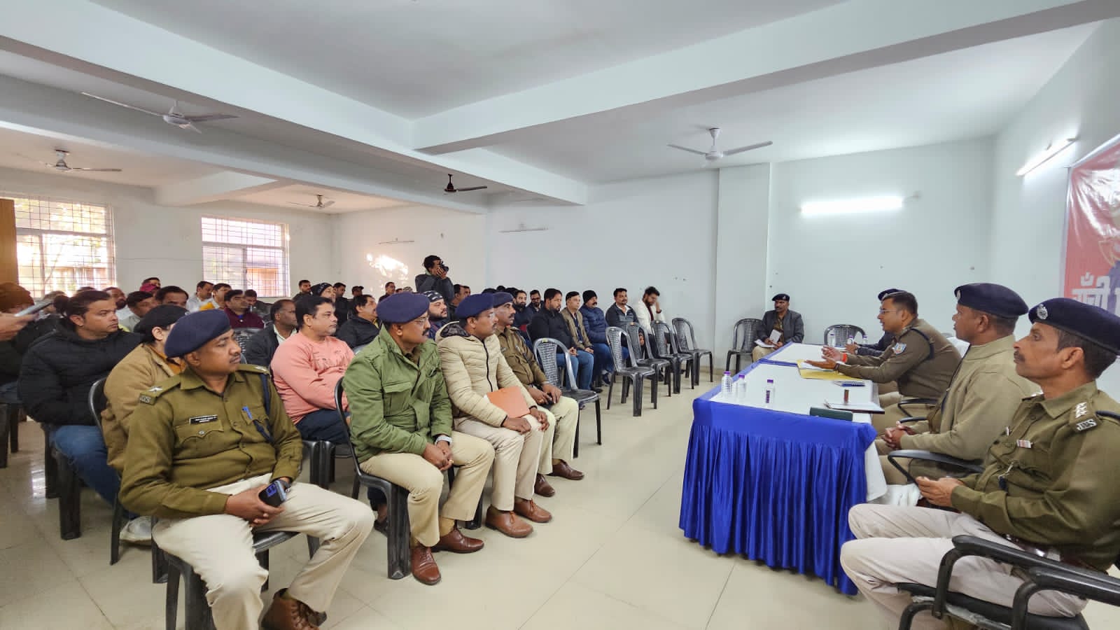 एसएसपी ने की बार संचालकों के साथ बैठक, कहा मारपीट एवं विवाद बर्दाश्त नहीं