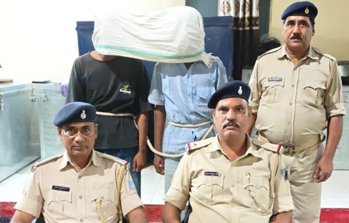 नामकुम में ज्वैलरी दुकान चोरी का खुलासा, दो आरोपी गिरफ्तार, चोरी का सामान बरामद 