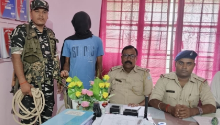 अवैध विदेशी शराब के बड़े भंडार का भंडाफोड़, एक अभियुक्त गिरफ्तार