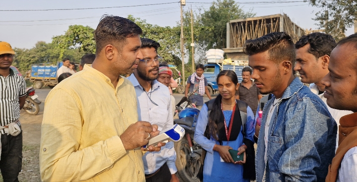 सड़क सुरक्षा के तहत वाहन जांच एवं जागरूकता अभियान बरहरवा में आयोजित