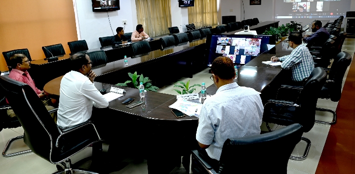 घाटशिला विधानसभा उप चुनाव,पश्चिम बंगाल एवं उड़ीसा के पुलिस पदाधिकारियों के साथ की समीक्षा बैठक