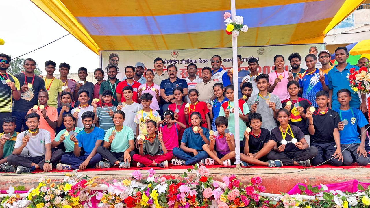 दो दिवसीय खेल महोत्सव-2024 का समापन ,विजेता खिलाड़ी को किया गया सम्मानित