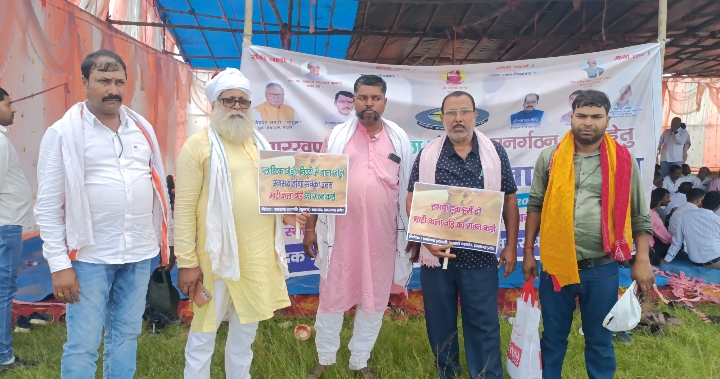 माटी कला बोर्ड के पुनर्गठन की मांग को लेकर विधानसभा के समक्ष कुम्हार महासभा का जोरदार प्रदर्शन