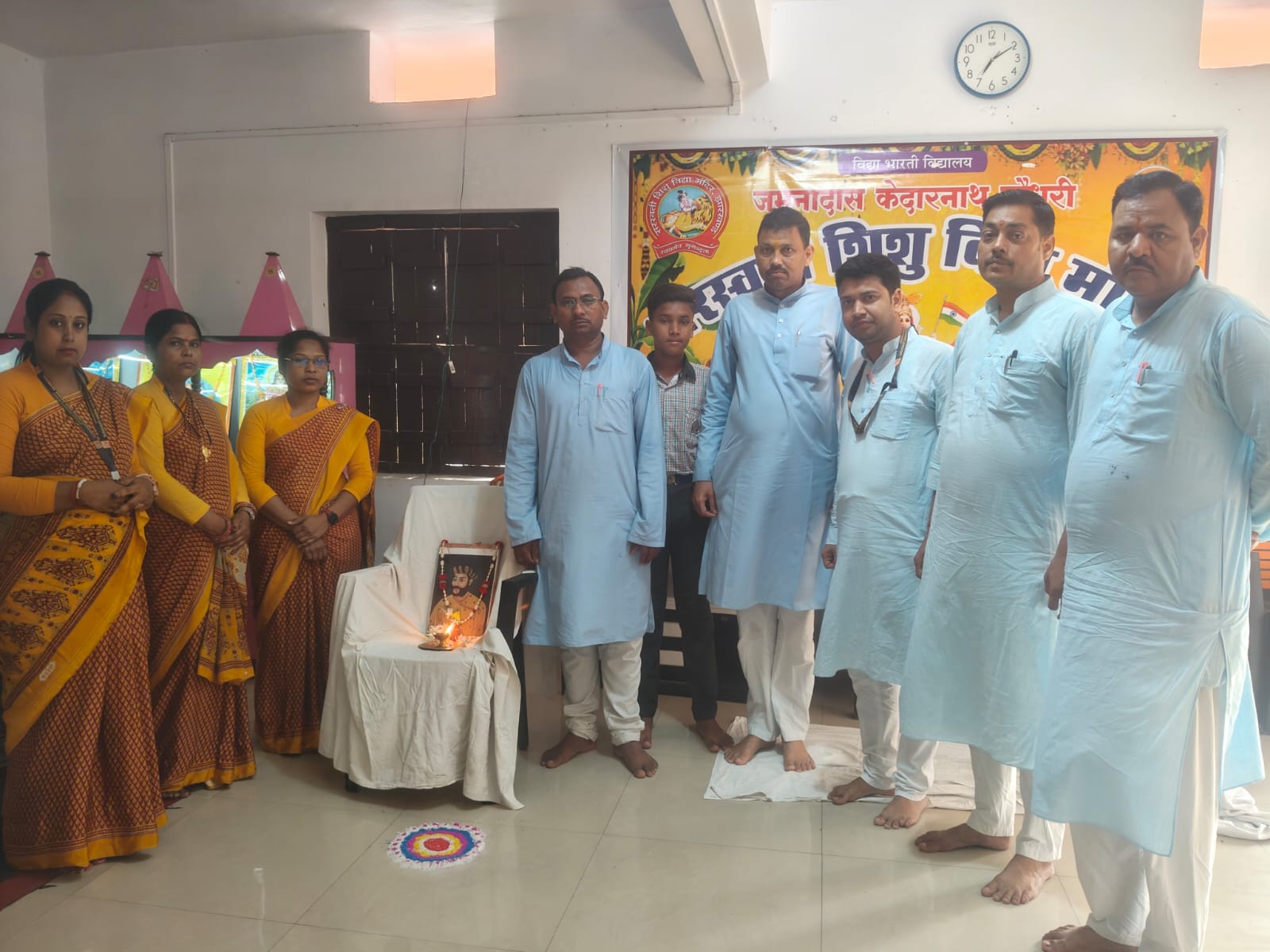 वीर कुंअर सिंह की जयंती पर विद्यालय में आयोजित हुआ कार्यक्रम