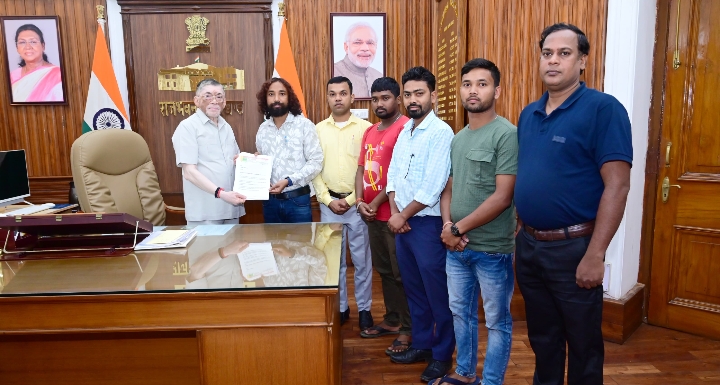 फार्मेसी काउंसिल में अनियमितता और व्याप्त भ्रष्टाचार, देवेंद्र नाथ महतो मिले राज्यपाल से