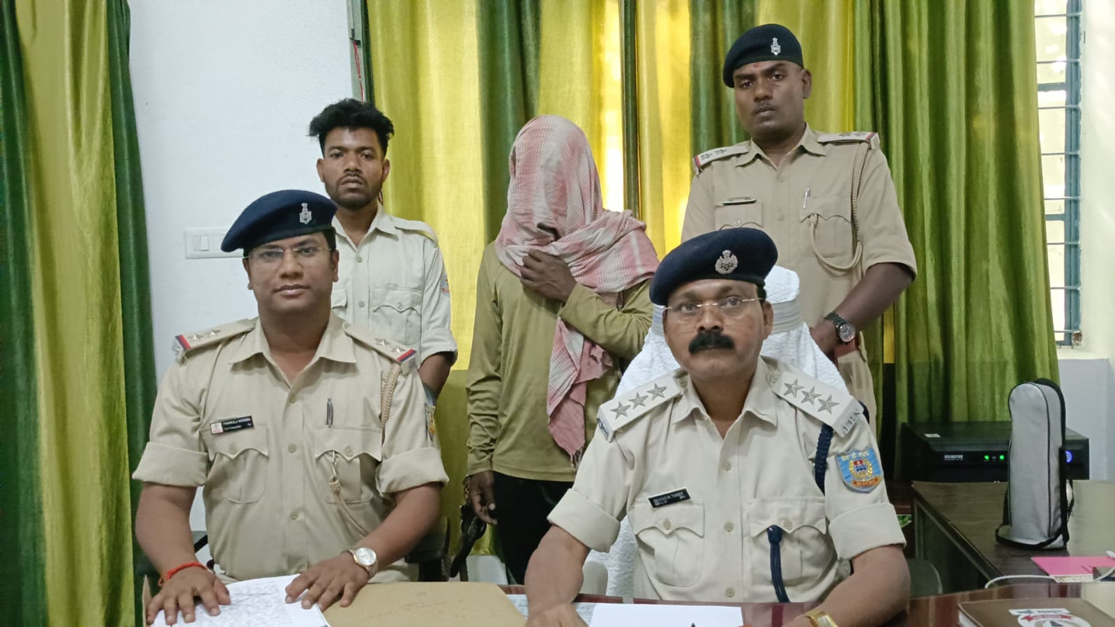 मयबीटी मुर्मू हत्याकांड का हुआ खुलासा.एसडीपीओ ने की प्रेस वार्ता