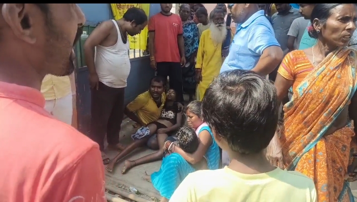 बोरियो प्रखंड के हरिंचरा के समीप एक ही घर के  किशोर किशोरी की तलाब में डूबने से  मौत