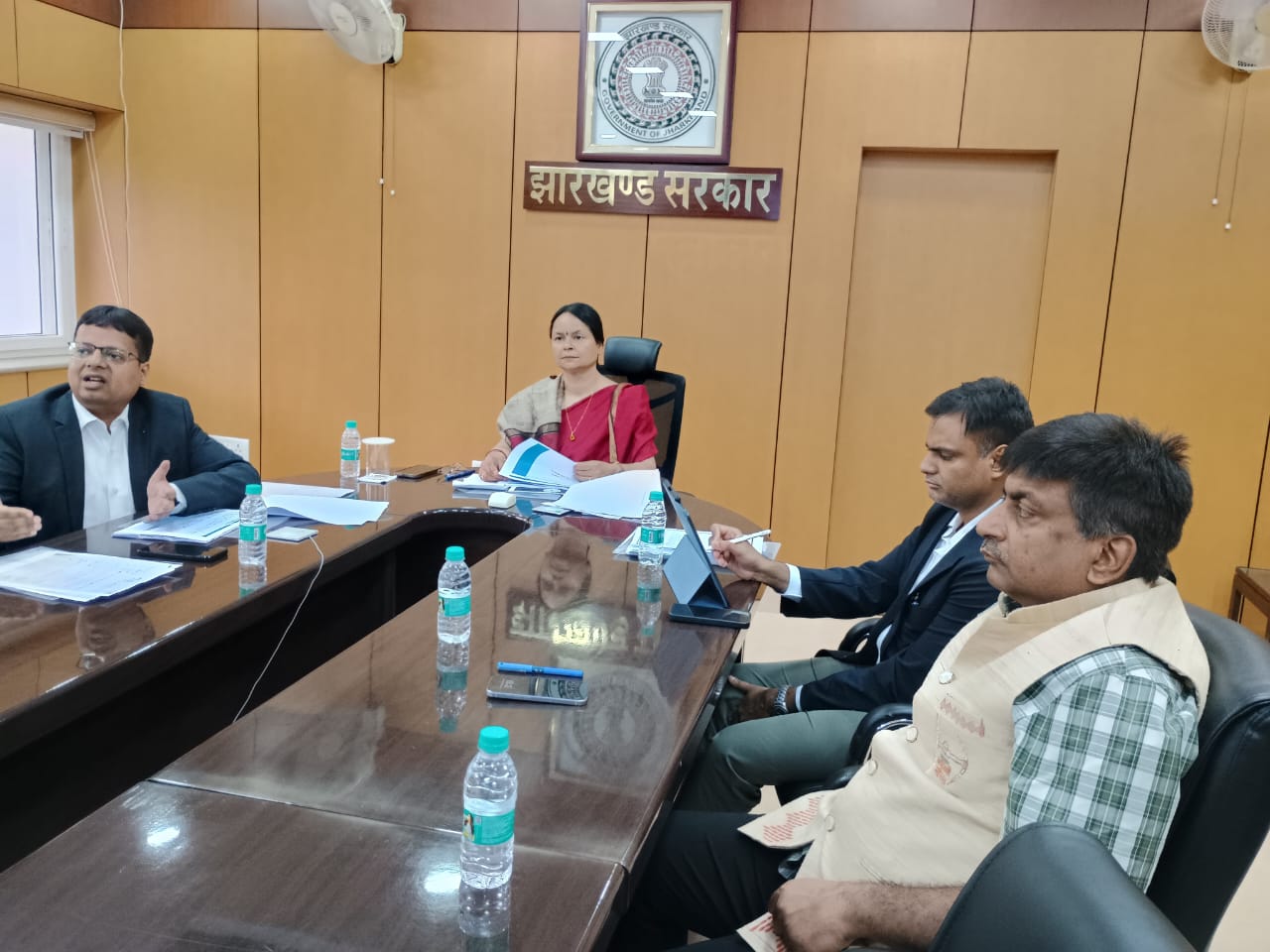 उपायुक्तों को निर्देश,सितंबर के पहले पखवारे तक पूर्ण करें बालू घाटों की नीलामी प्रक्रिया -मुख्य सचिव