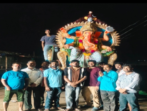 गाजे-बाजे के साथ हुआ गणपति बप्पा का विसर्जन, युवाओं ने रंग-गुलाल खेलकर दी विदाई