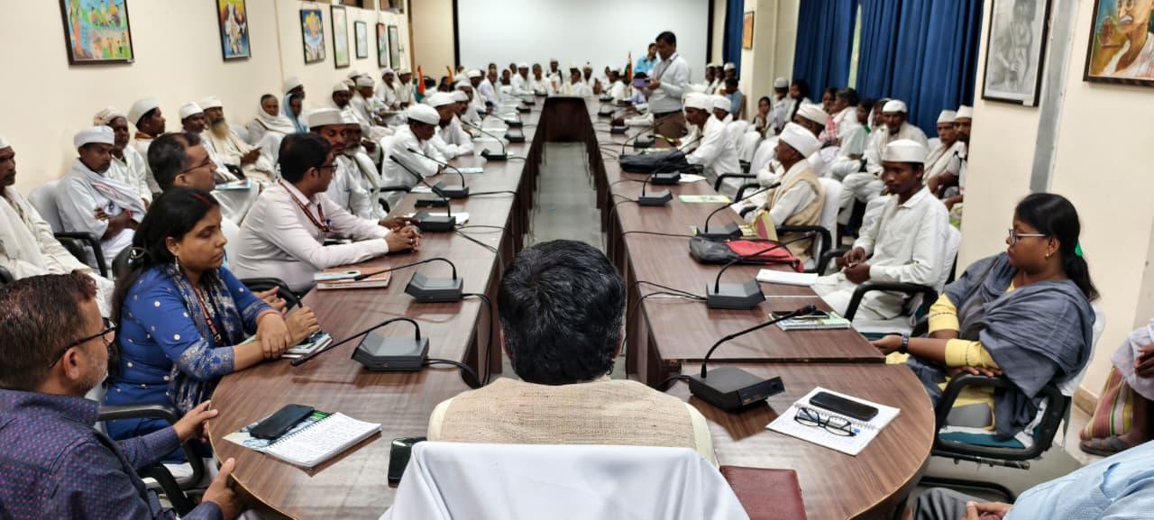 अब नए अंग्रेजों से लड़ना है -  डीसी , रांची