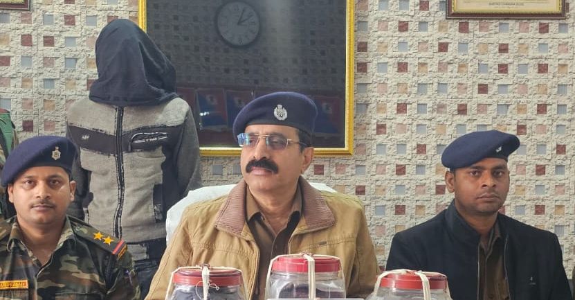 दामाद ने ससुर, पत्नी और साली पर चाकू से किया हमला, ससुर की मौत