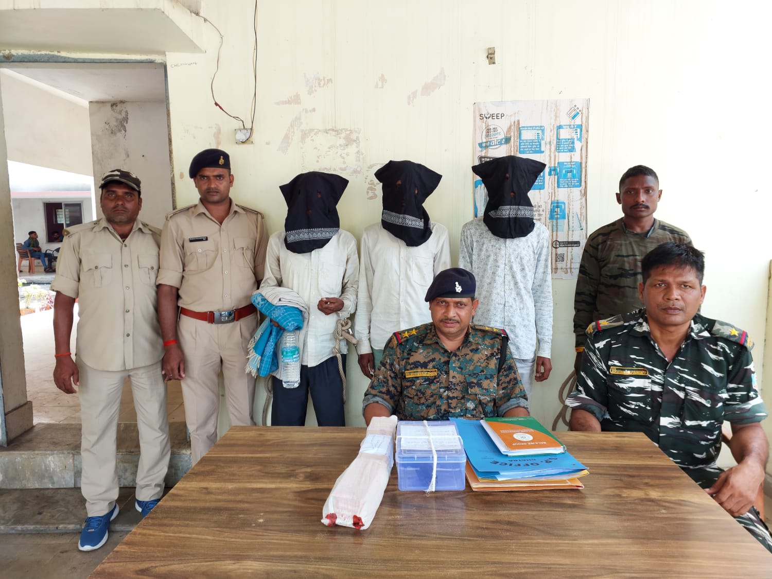भाभी के साथ अवैध संबंध के चक्कर में भाई ने अपने भाई को मौत के घाट उतारा ,4 गिरफ्तार 