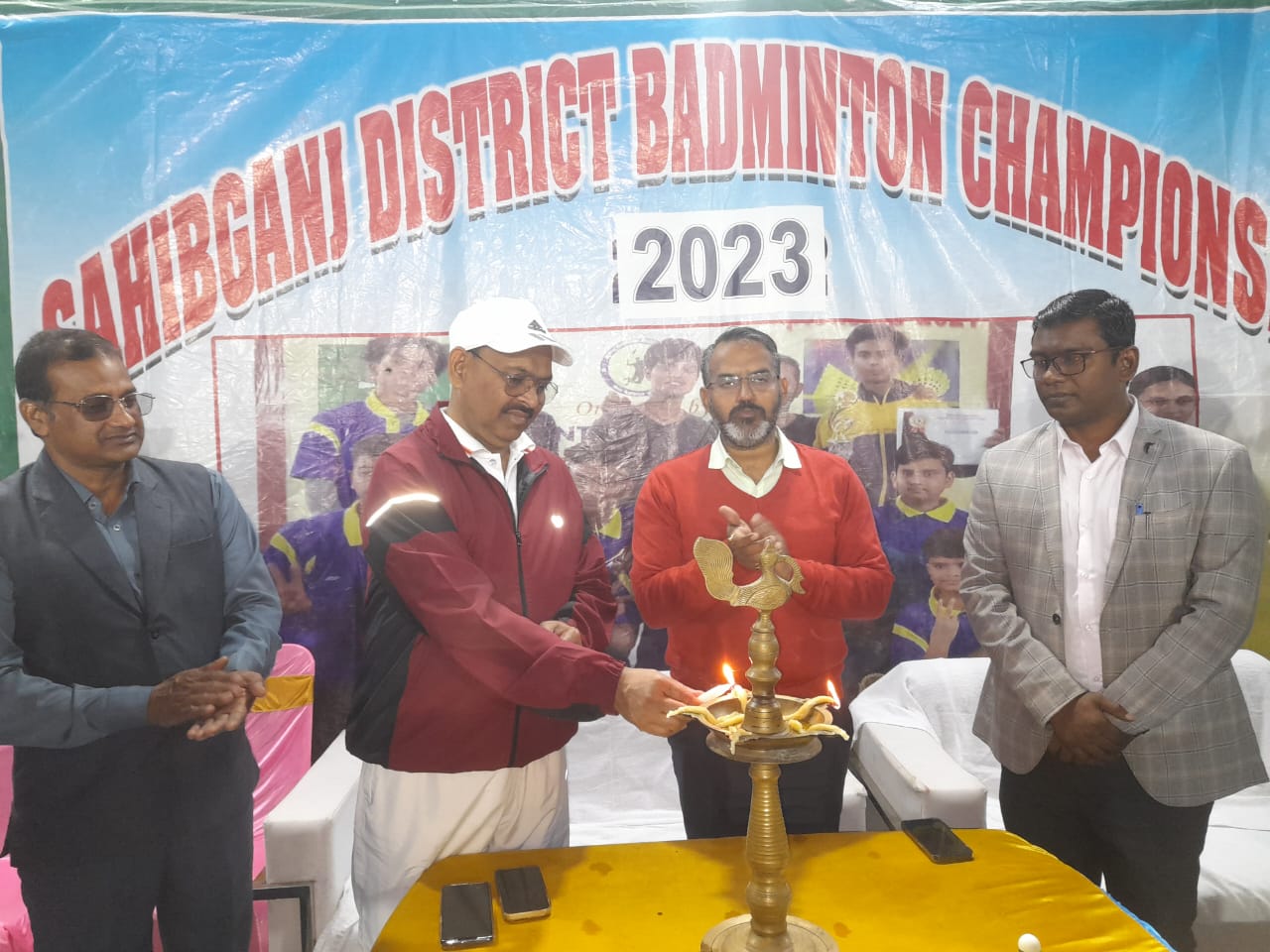 उपायुक्त व पुलिस कप्तान ने किया बैडमिंटन चैंपियनशिप का उद्घाटन