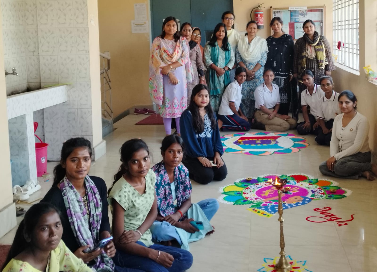 जीबीएम कॉलेज में दीपोत्सव पर रंगोली प्रतियोगिता का हुआ आयोजन, दुर्गा टीम की प्रतिभागी प्रथम 