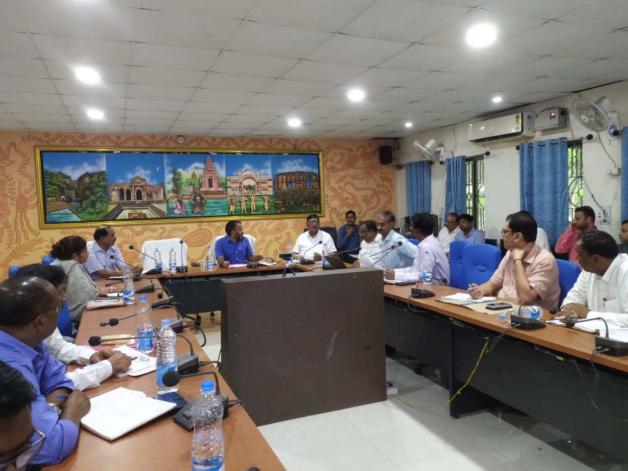 स्वास्थ्य संबंधित योजनाओं की प्रगति हेतु जिला टास्क फ़ोर्स की बैठक हुई आयोजित